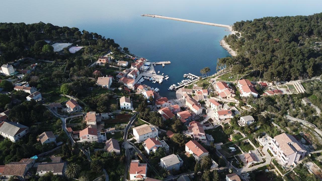 Guesthouse Antonija Veli Lošinj 外观 照片