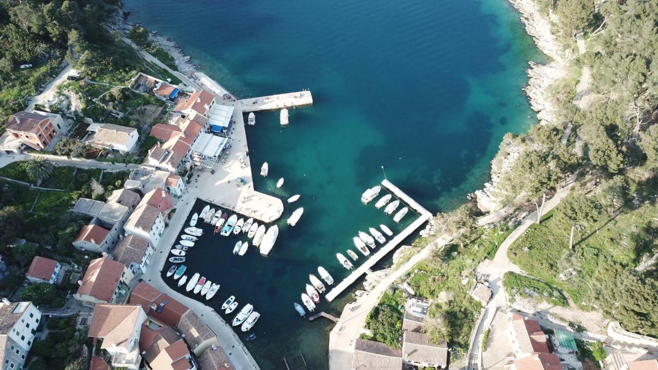 Guesthouse Antonija Veli Lošinj 外观 照片